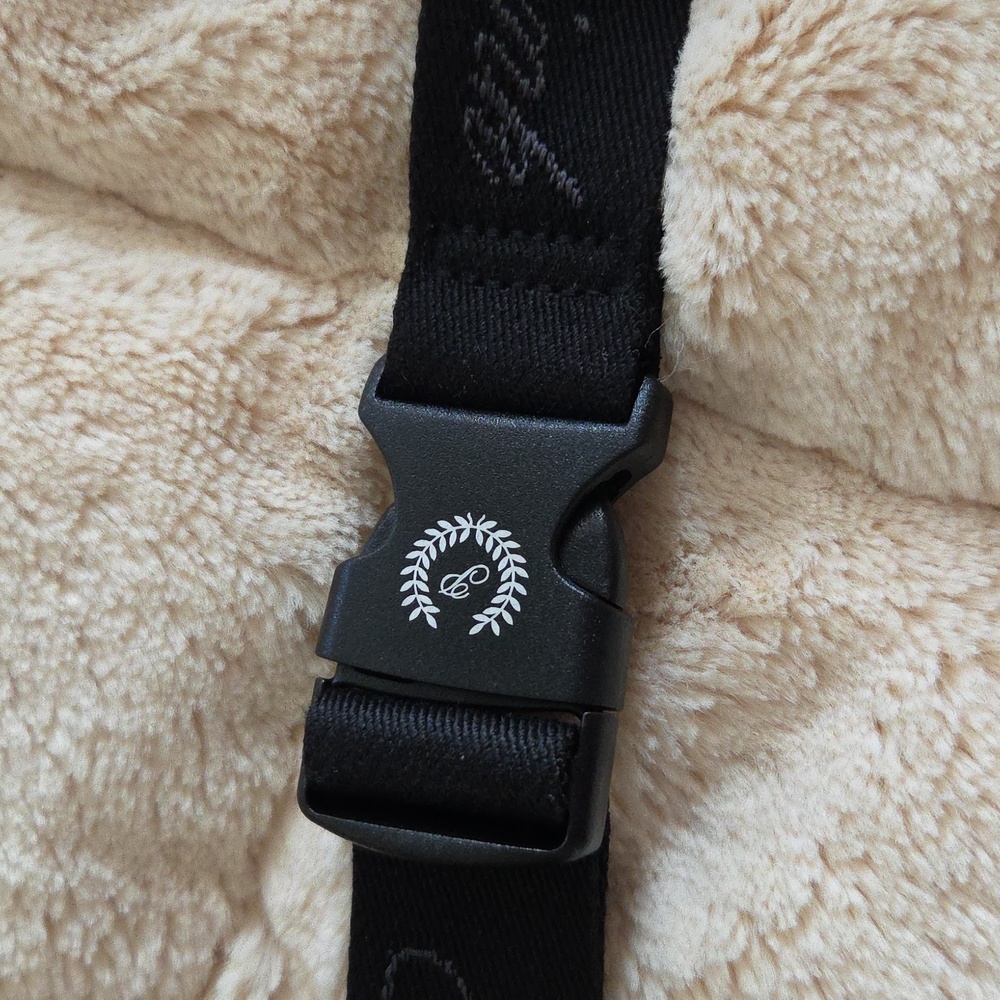 PINK Black Sling Bag NWOT - Picture 4 of 4